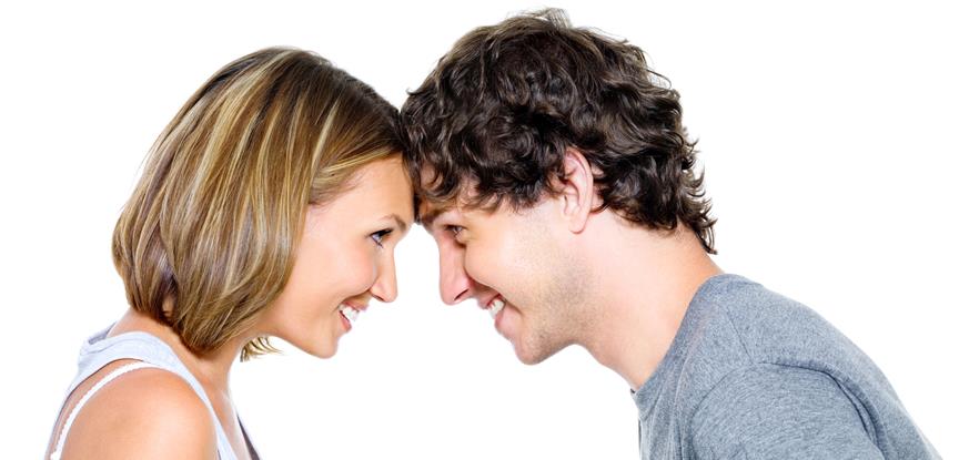 casal se olhando