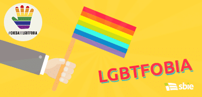 Mão de empresário segurando a bandeira do orgulho gay de arco-íris